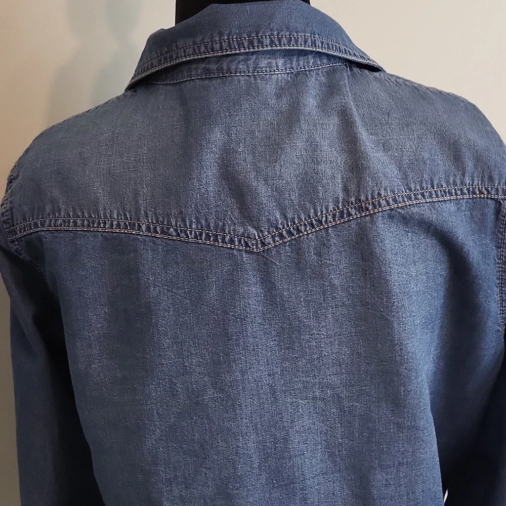 Reitmans denim shirt - Picture 7 of 14